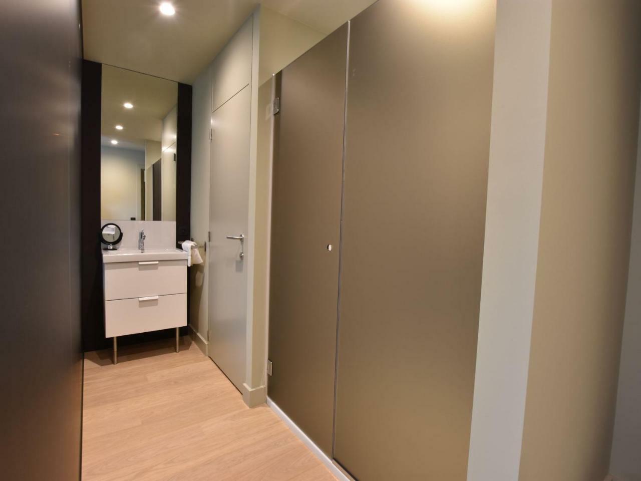 Luxurious Apartment In Nieuwpoort With Jacuzzi Exteriör bild